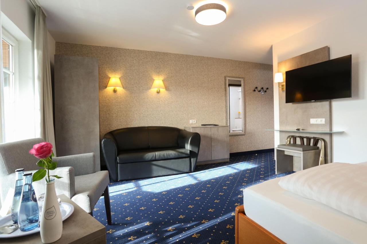 Hotel Zur Linde Kirchlinteln Eksteriør billede