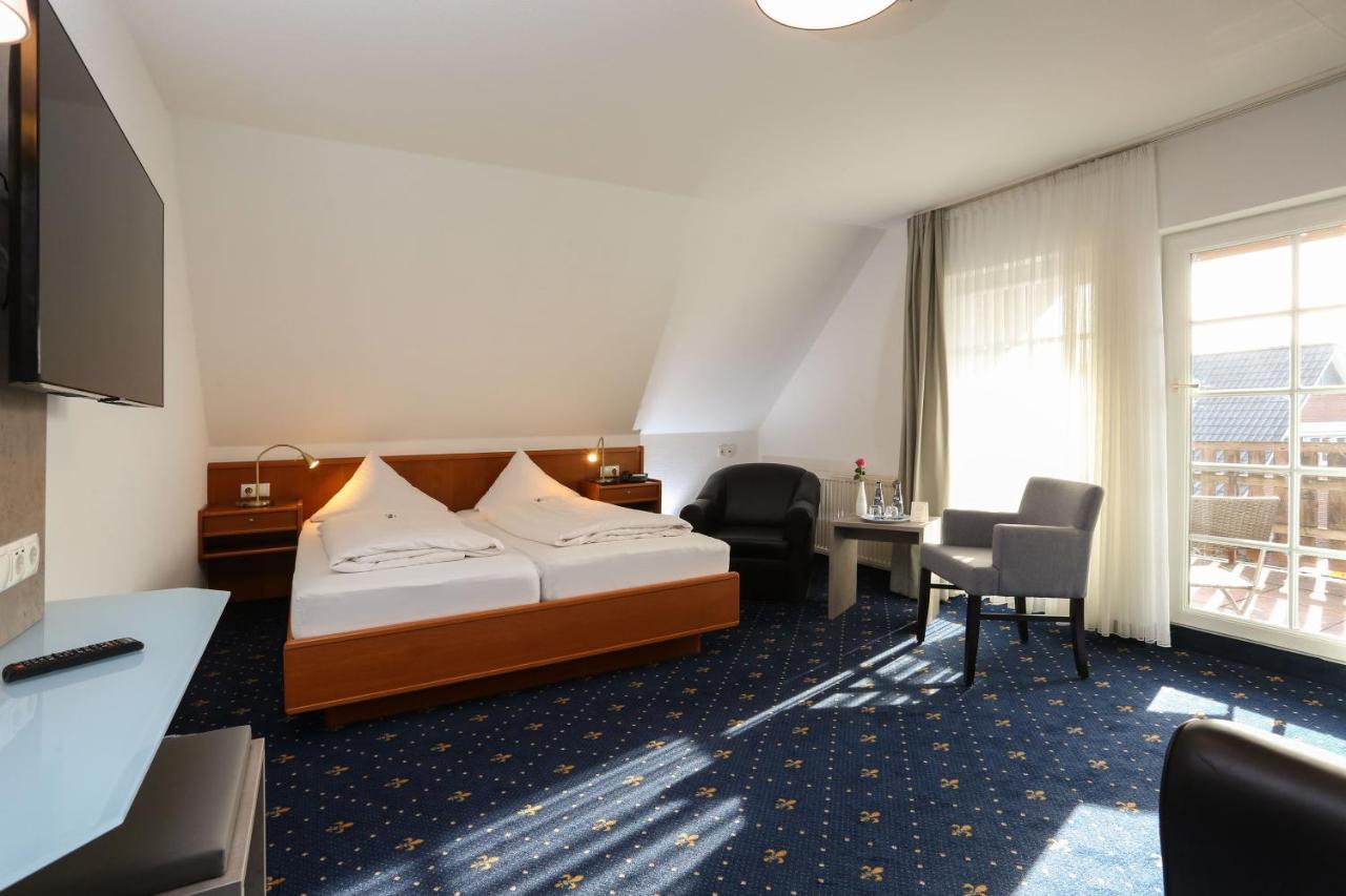 Hotel Zur Linde Kirchlinteln Eksteriør billede