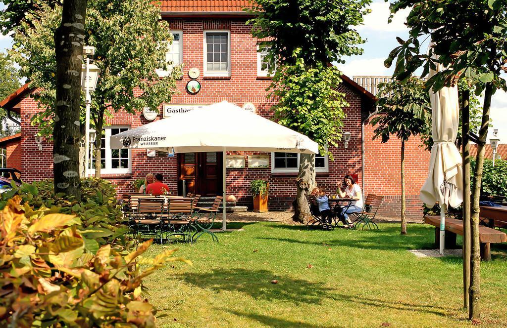 Hotel Zur Linde Kirchlinteln Eksteriør billede